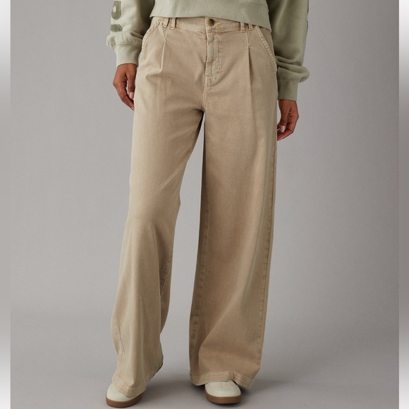 AE NWOT Dreamy Drape High Waisted Khaki Trouser Size 6 Short - Picture 1 of 10